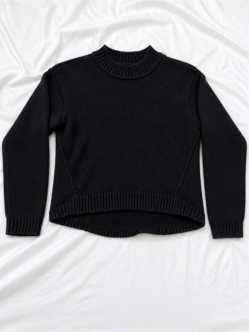 Treasure & Bond Black Crewneck Ribbed Hem Sweater